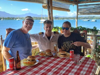 Scenic Flight Goodies - Burger and Beers!